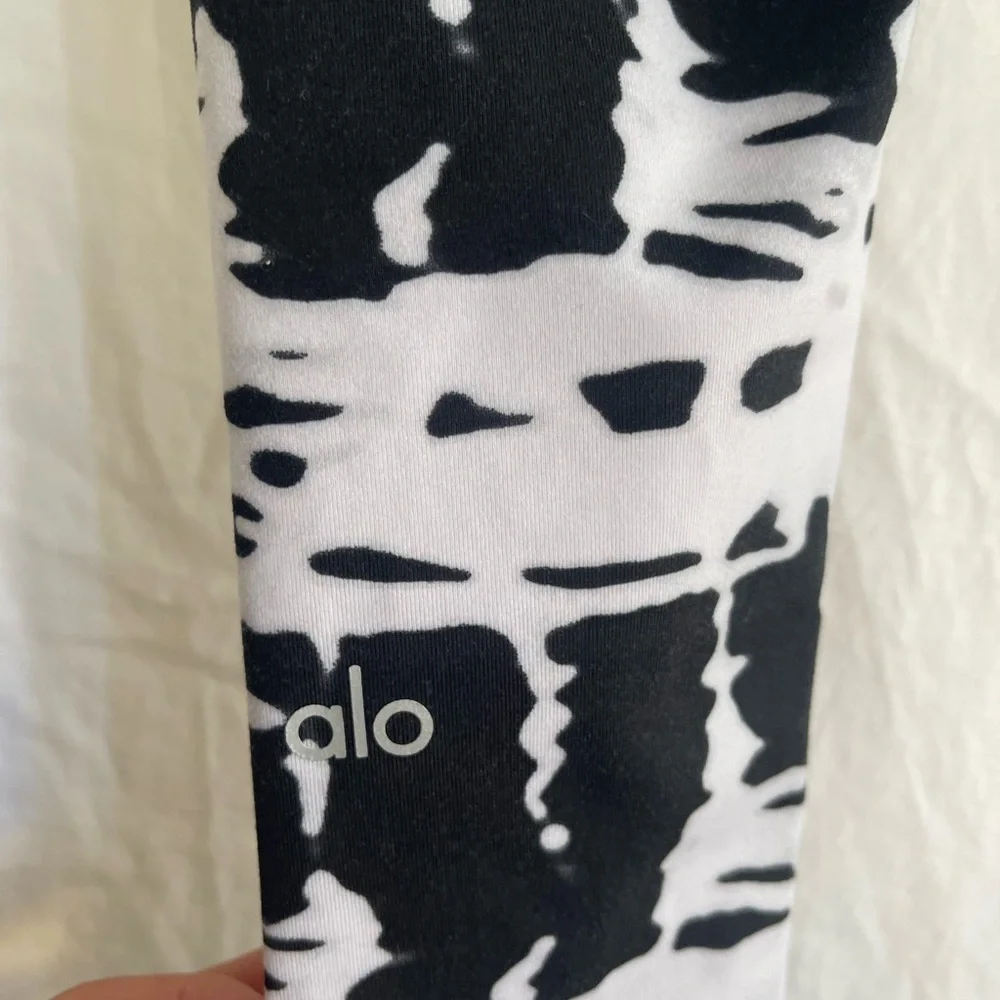 Alo Yoga Airbrush Legging Tie Dye High Waisted Sculpting Yoga Pants Size XS